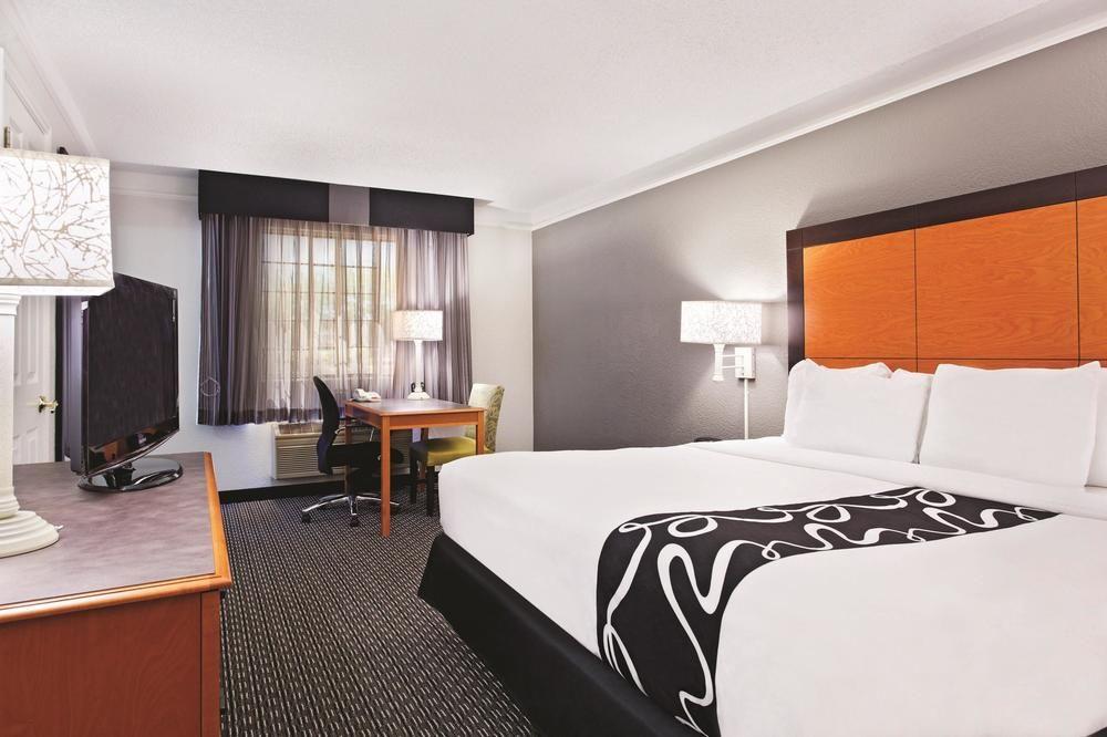 La Quinta Inn By Wyndham Champaign Luaran gambar