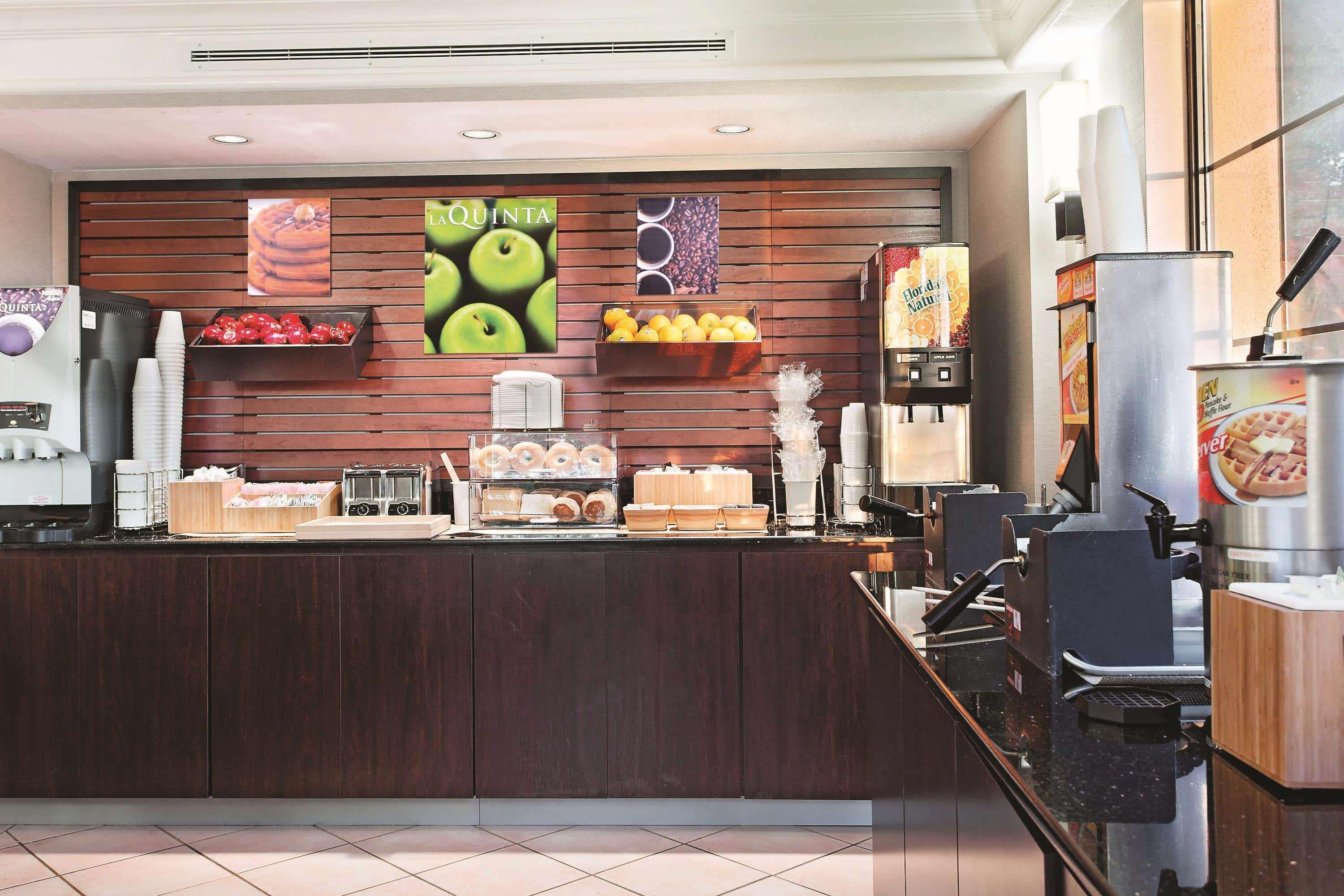 La Quinta Inn By Wyndham Champaign Luaran gambar