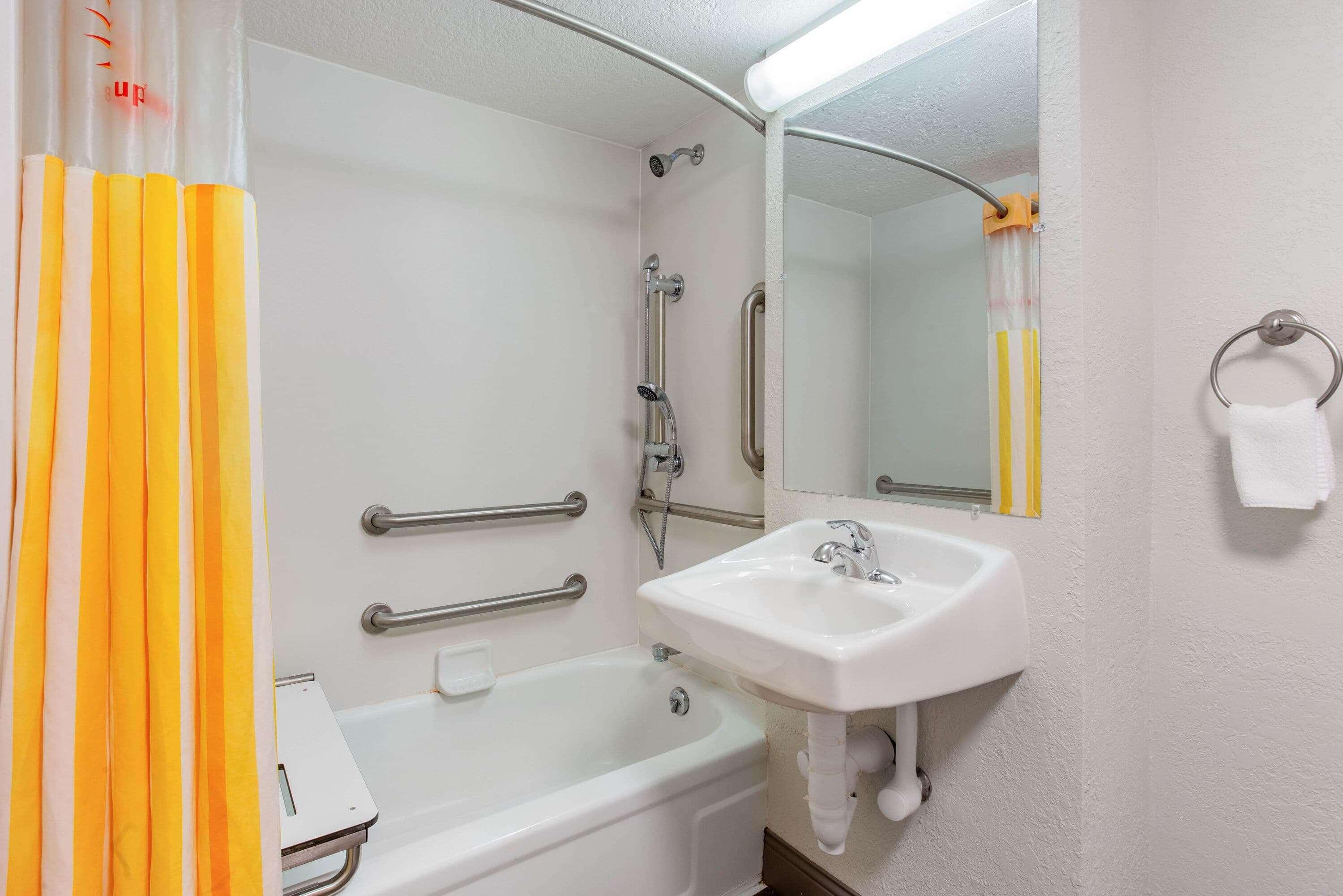 La Quinta Inn By Wyndham Champaign Luaran gambar