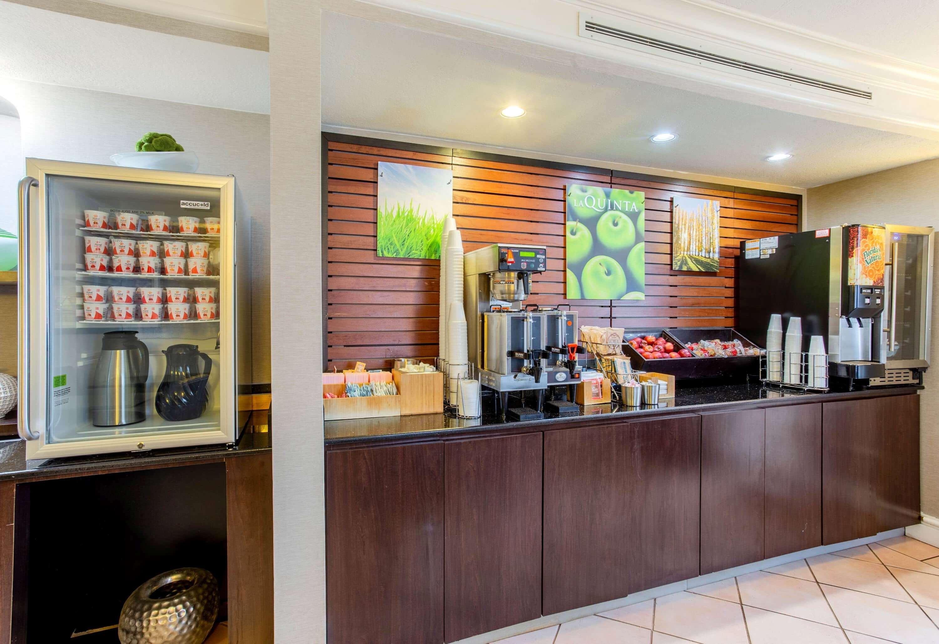 La Quinta Inn By Wyndham Champaign Luaran gambar